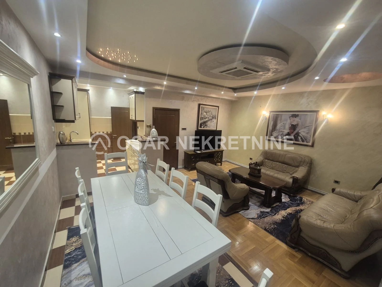 Podgorica Delta City Arkasında Kiralık Modern 2+1 Daire