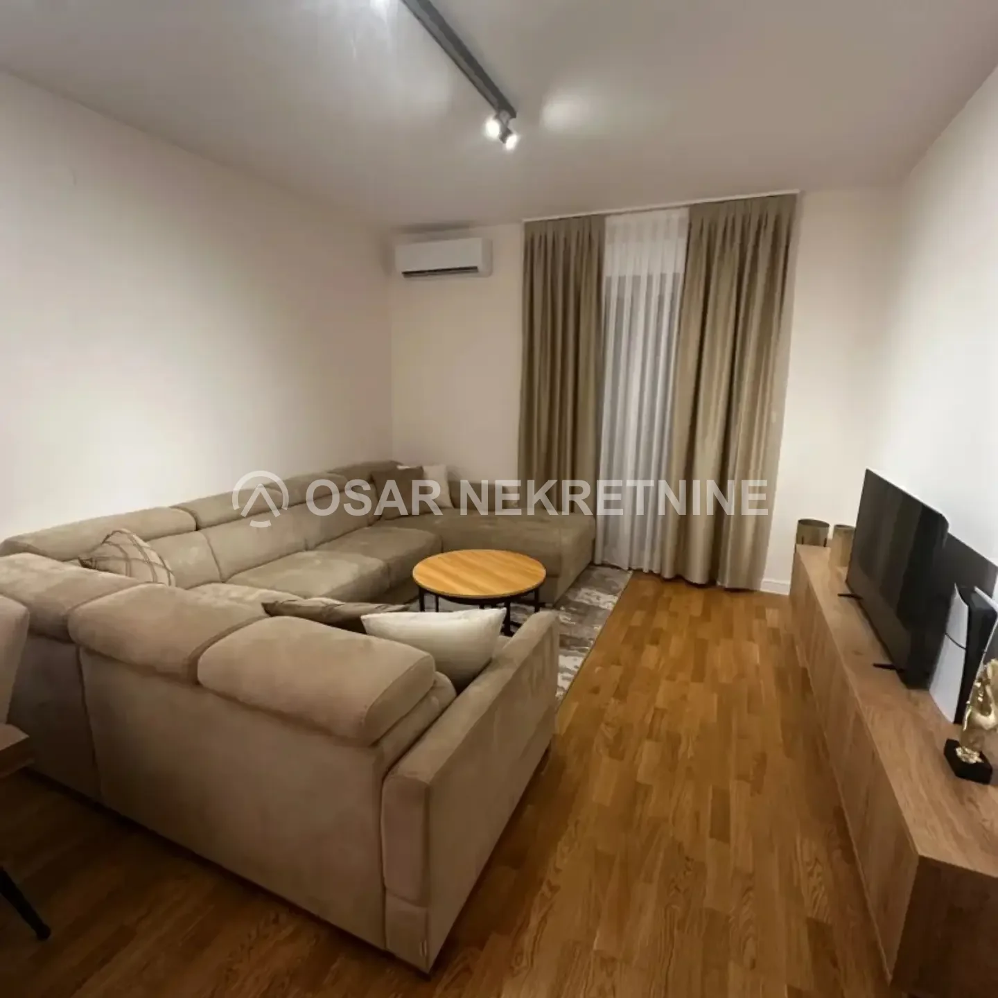 Zabjelo'da Kiralık 2+1 Daire, 58 m², Mobilyalı