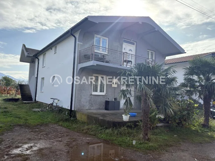 Furnished 2-Bedroom Apartment in Rogami, 65 m²