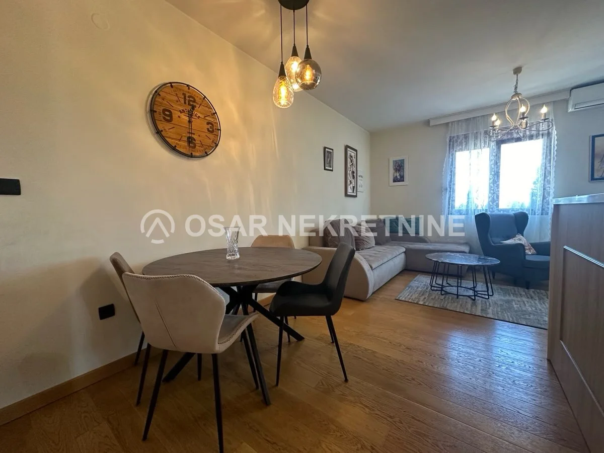 Квартира 2-комнатная в аренду, 73 м², Стара Варош
