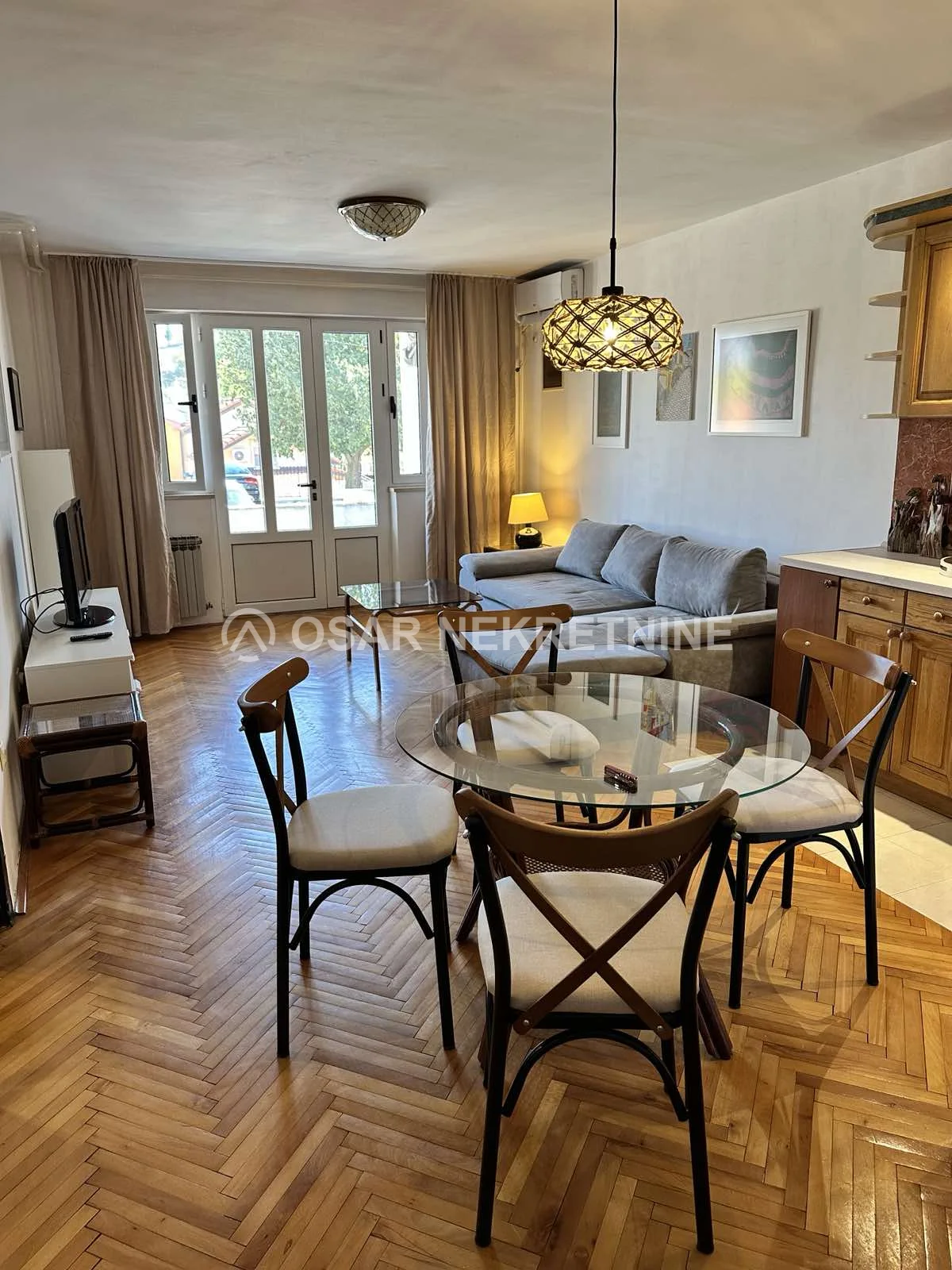 Moderne 2-Zimmer-Wohnung in Zagoric zu vermieten, 66 m²