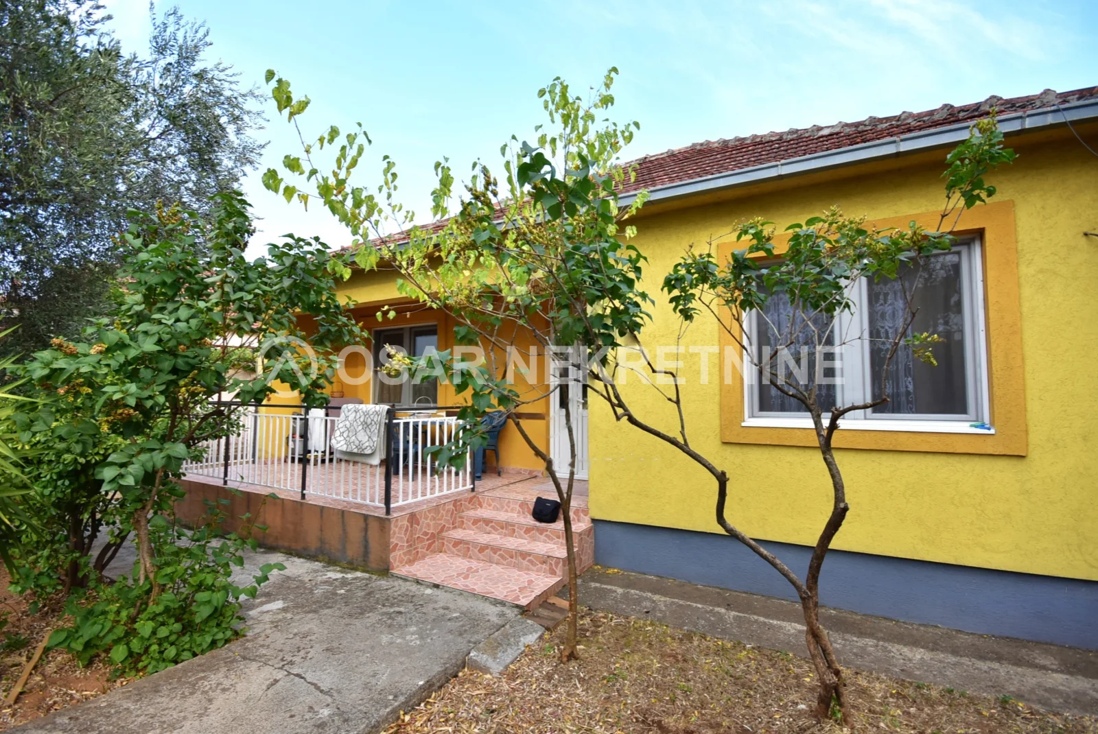 Geräumiges Haus mit Garten zur Miete in Konik, Podgorica