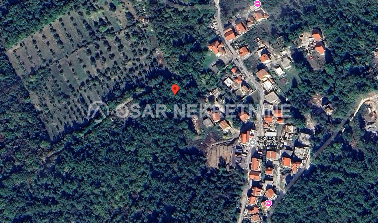 Plac od 7.702 m² na prodaju u Kavaču, Kotor