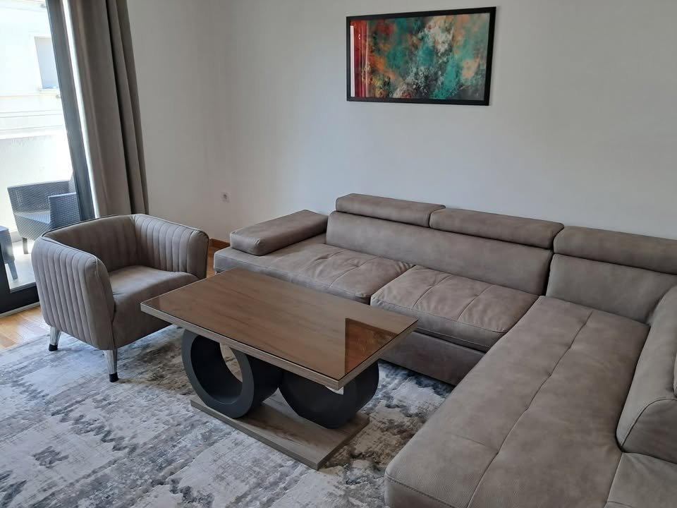Podgorica _ Center _ Daire _ 1 ODA _ 68 m² _ 1. KAT _ Mobilyalı