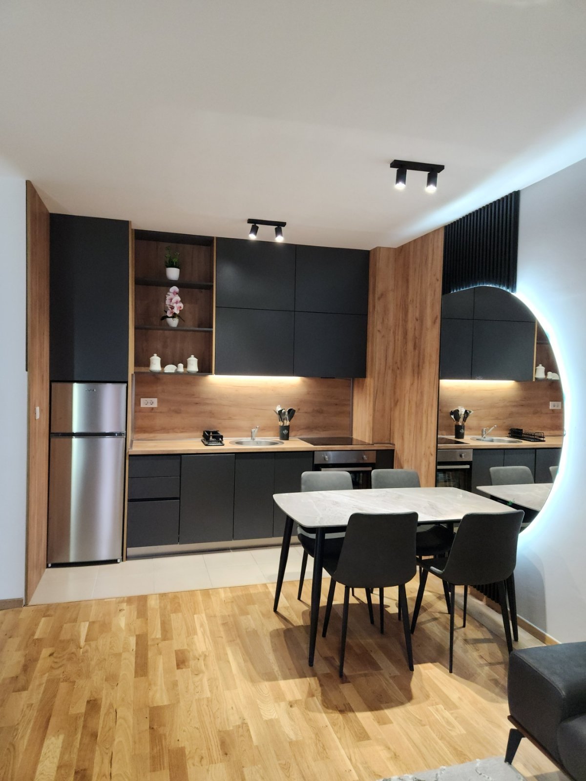 Podgorica _ Tuski Put _ Daire _ 1 ODA _ 46 m² _ 6. KAT _ Mobilyalı