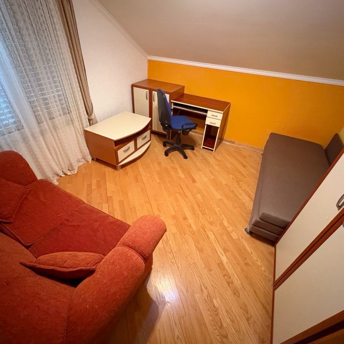 Podgorica _ Stari Aedrom _ Daire _ 3 ODA _ 132 m² _ 3. KAT _ Mobilyalı