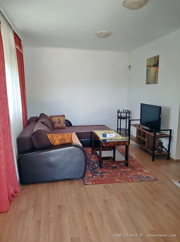 Malo Brdo'da Kiralık 1+1 Daire, 42 m²